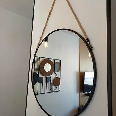 The Brut - Avenue De Champagne アパート