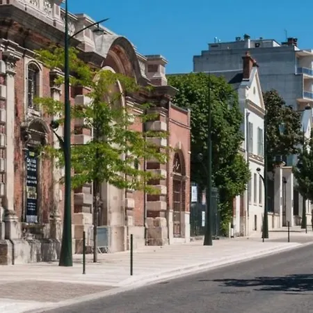 The Brut - Avenue De Champagne 埃佩尔奈