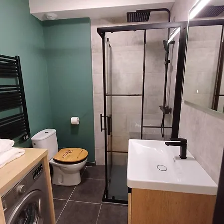 The Brut - Avenue De Champagne 埃佩尔奈